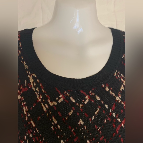 TAYLOR Dress - Picture 2 of 8